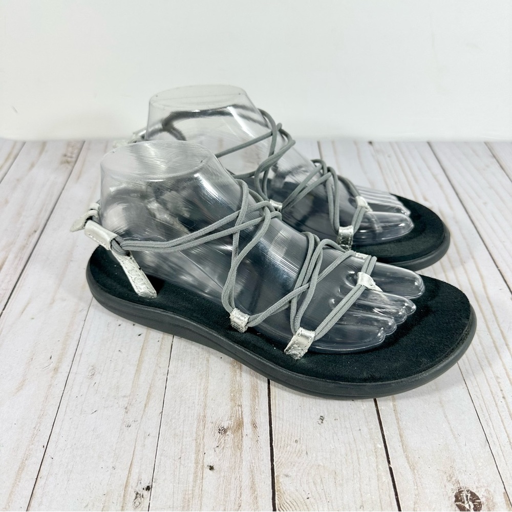 Teva Voya Infinity Metallic Sliver Strappy Thong Sandals 8